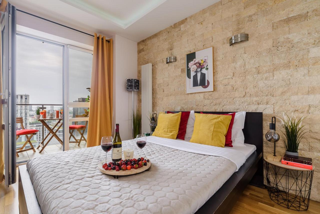 Luxury Apartments In Platinum Tower Varšava Exteriér fotografie