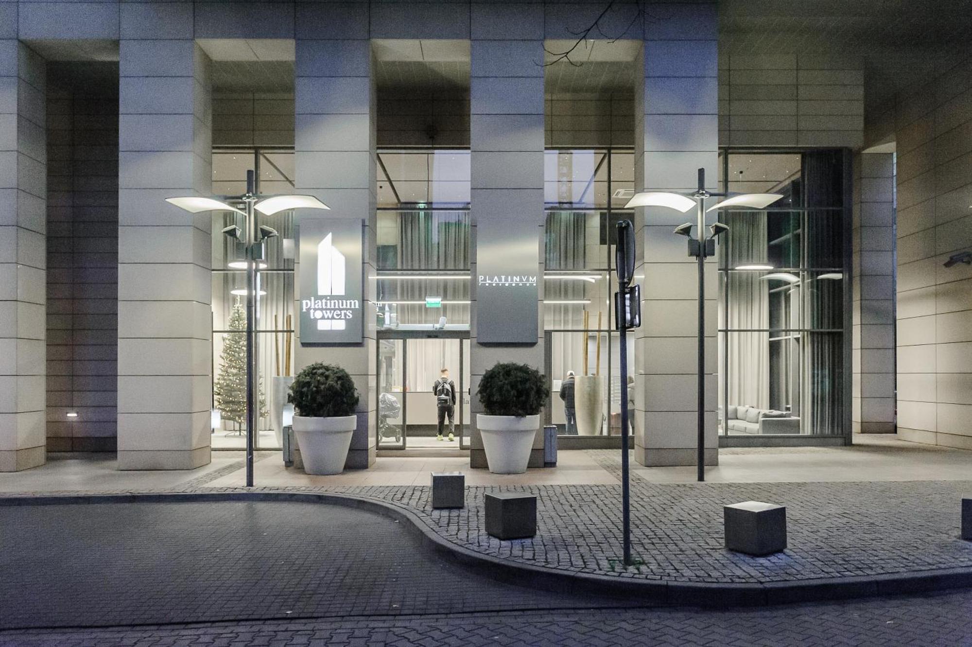 Luxury Apartments In Platinum Tower Varšava Exteriér fotografie